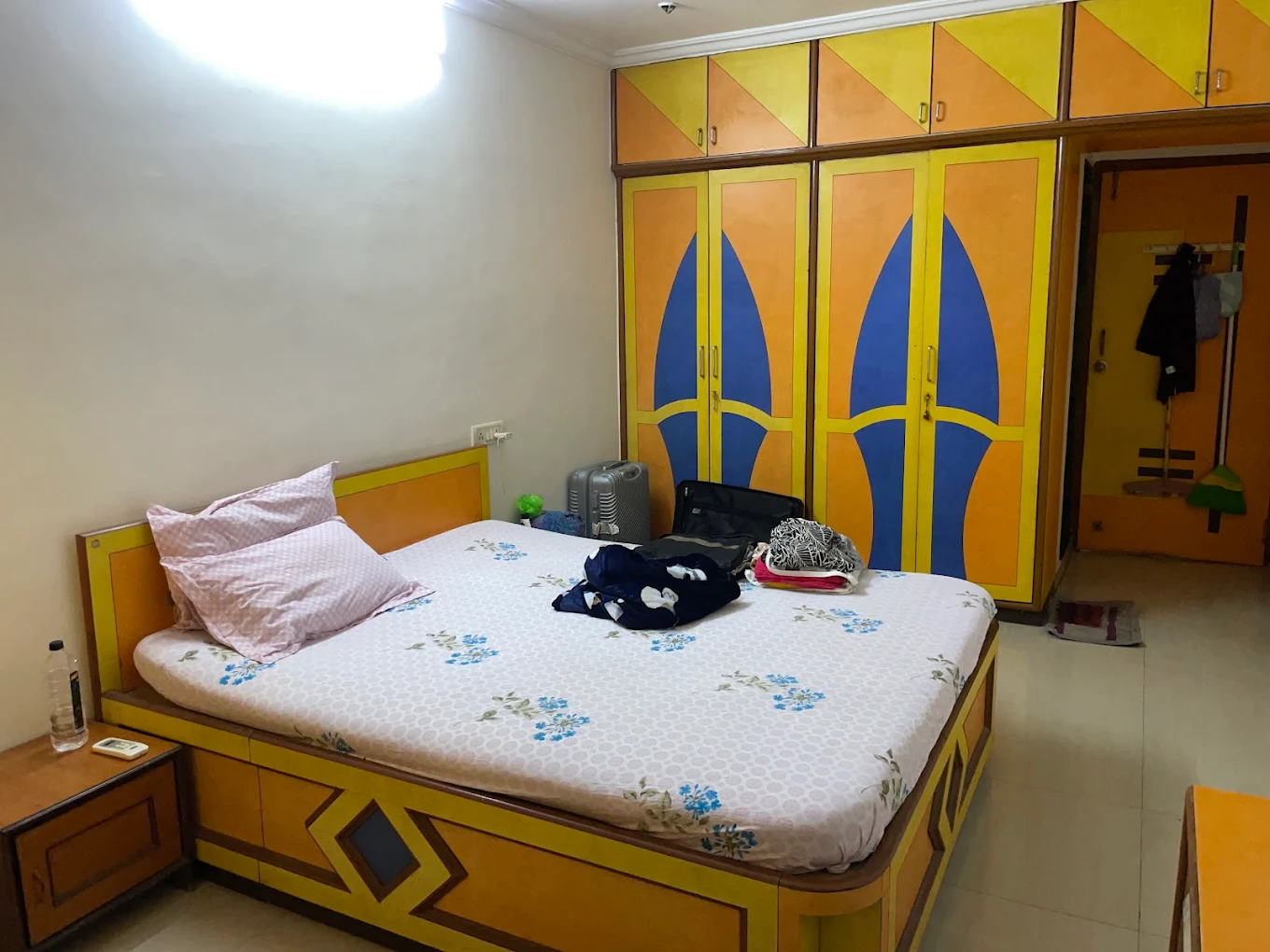 Narayan Kunj PG House Hostel background image